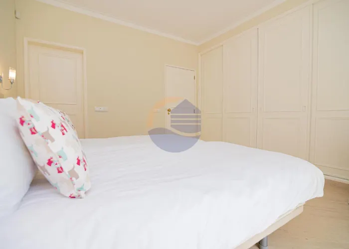 Outdoor Pool With Golf View *